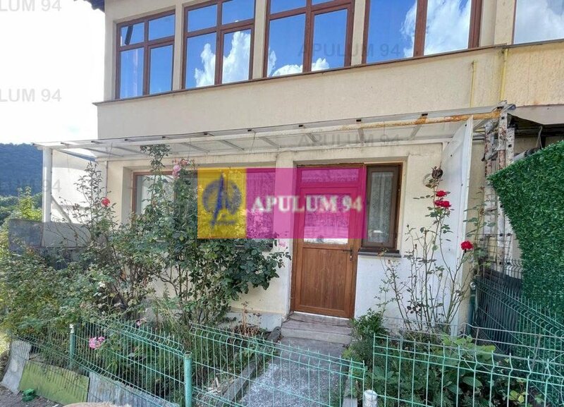 Apartament cu 2 camere de vanzare in Sinaia